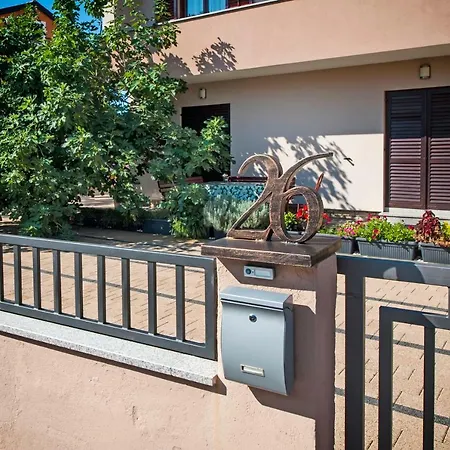 Gala Apartment